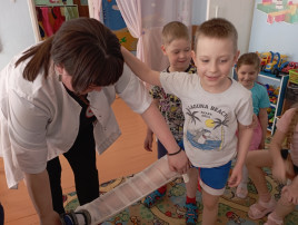 "Первая медицинская помощь" "Первая медицинская помощь".